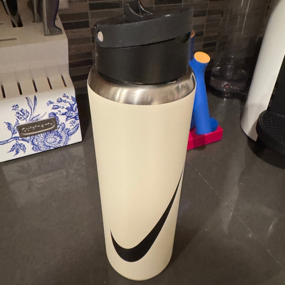 Nike Beige and Black Insulated Bottle